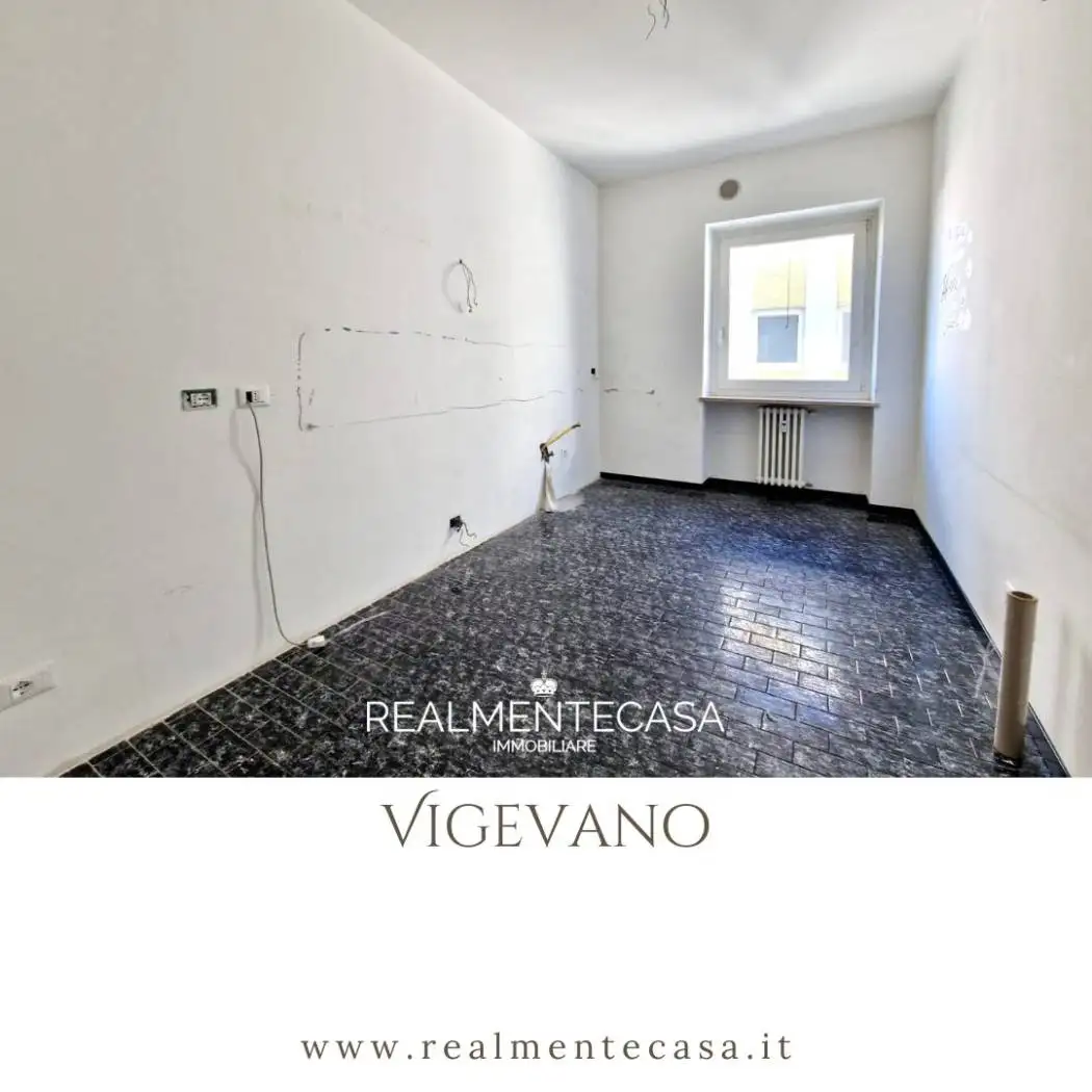 Quadrilocale via Camilla Rodolfi, Centro, Vigevano - foto 5
