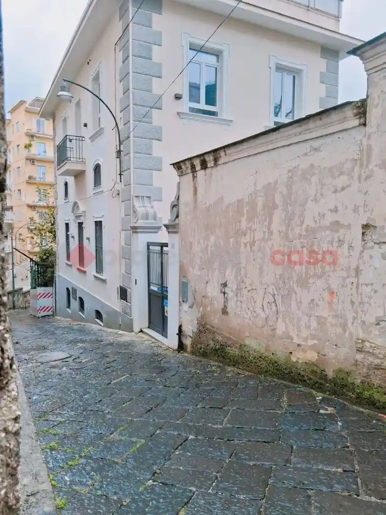 Quadrilocale salita Cacciottoli, Piazza Canneto - Salvator Rosa, Napoli - foto 4