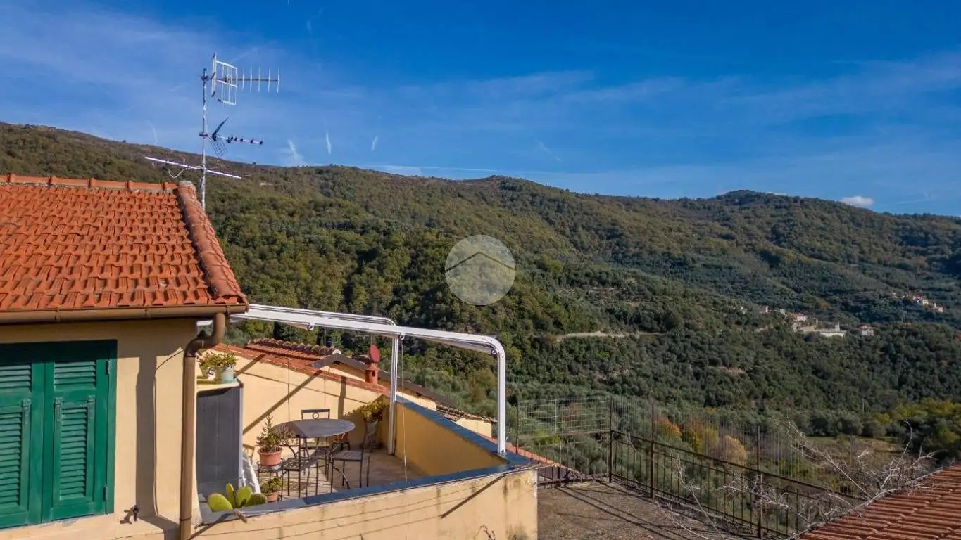 Casa indipendente in vendita a Vasia