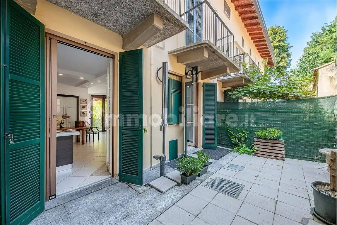 Appartamento in vendita a Cassago Brianza