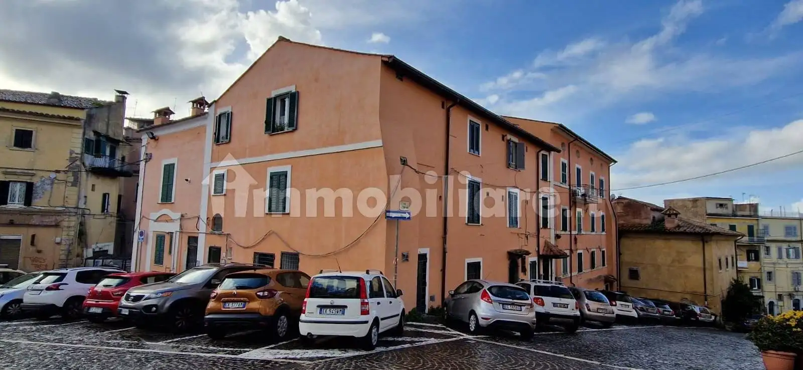 Appartamento in vendita a Genzano di Roma