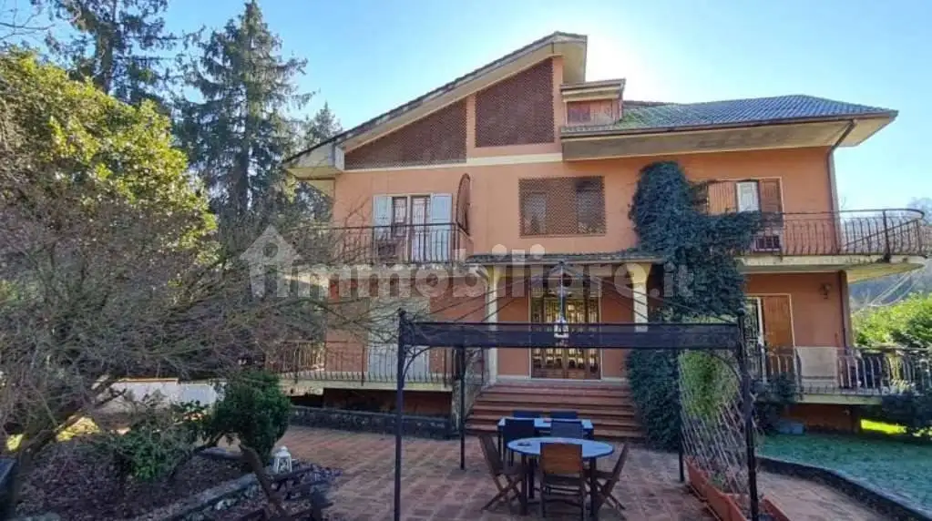 Villetta a schiera in asta a Gavignano