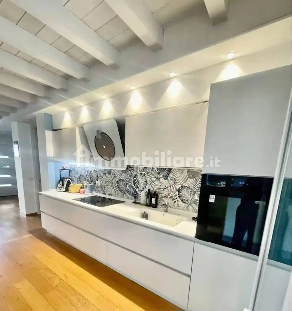 Villa in vendita a Bassano del Grappa