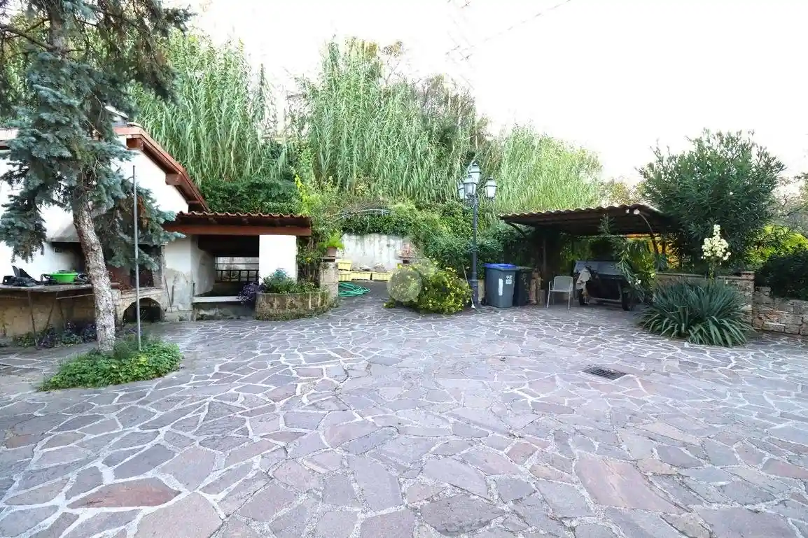 Villa bifamiliare Strada Santa Maria Maddalena, Cesure - Valenza, Terni - foto 2