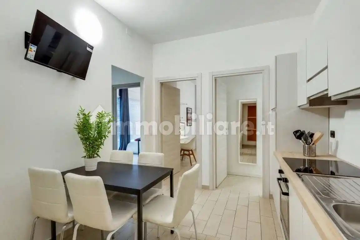 Quadrilocale via Antonio Fogazzaro 19, Montenero, Milano - foto 2