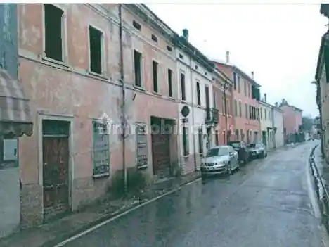 Appartamento in vendita a Viadana