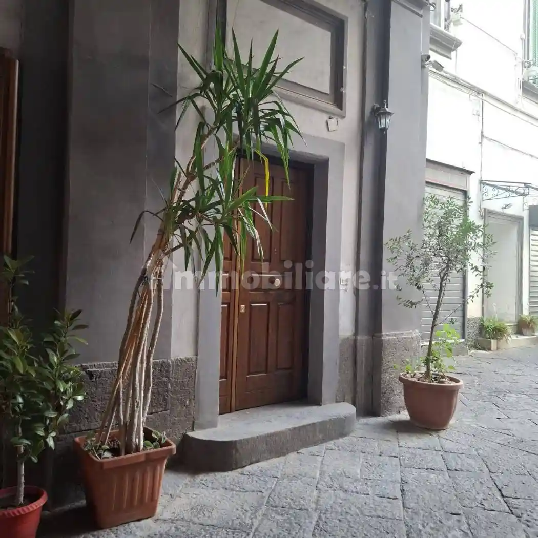 Quadrilocale via Santa Maria di Costantinopoli 104, Museo, Napoli - foto 4