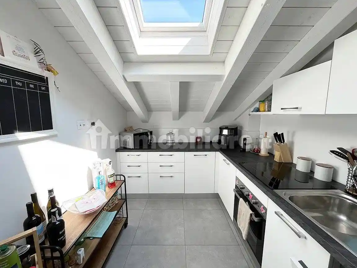 Trilocale via Papa Giovanni XXIII 1/A, Bizzarone - foto 4