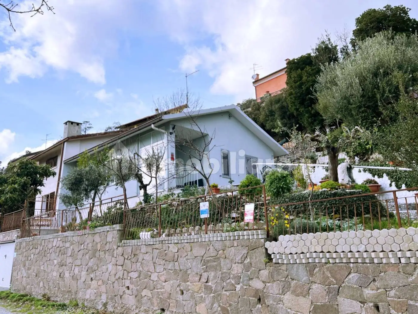 Villa in vendita a Vezzi Portio