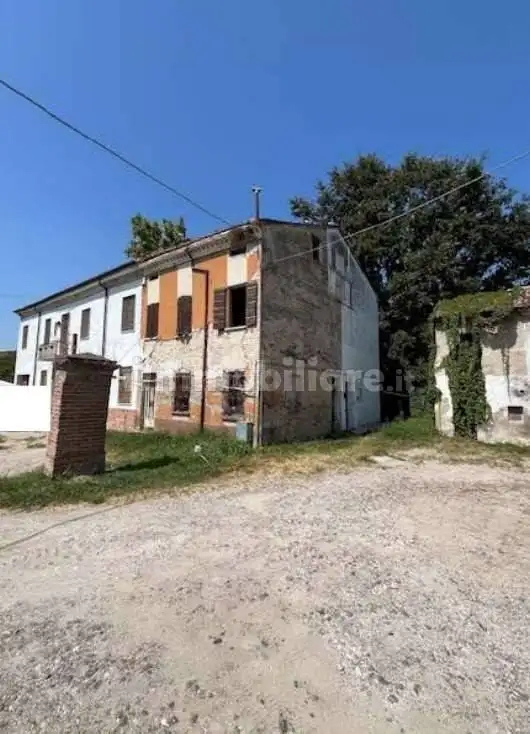 Casa indipendente in vendita a San Benedetto Po
