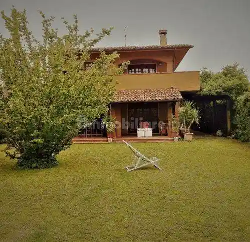 Villa in vendita a Forte dei Marmi