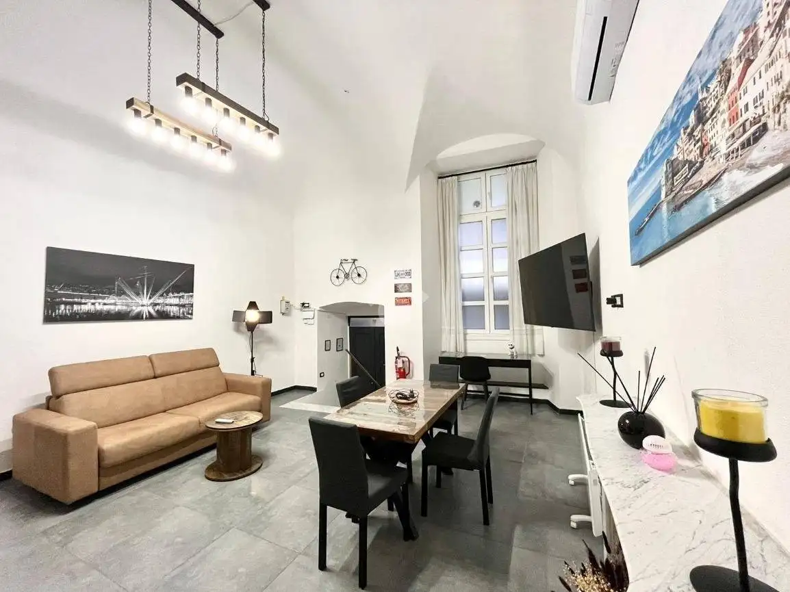 Appartamento in vendita a Genova