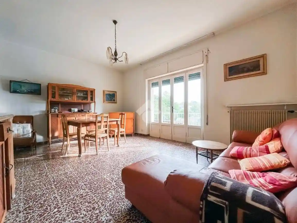 Appartamento in vendita a Massa