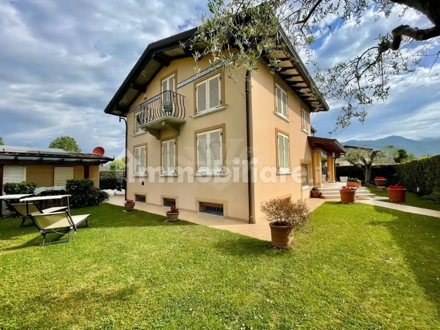 Villa in vendita a Pietrasanta