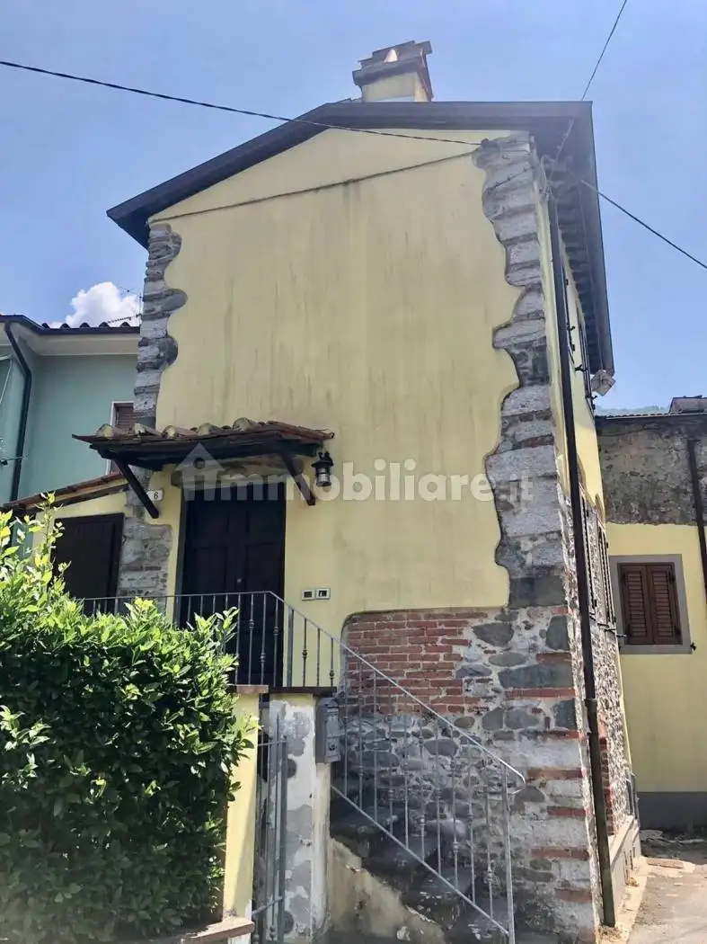 Villa unifamiliare via Della Misericordia No Number, Diecimo, Borgo a Mozzano - foto 2