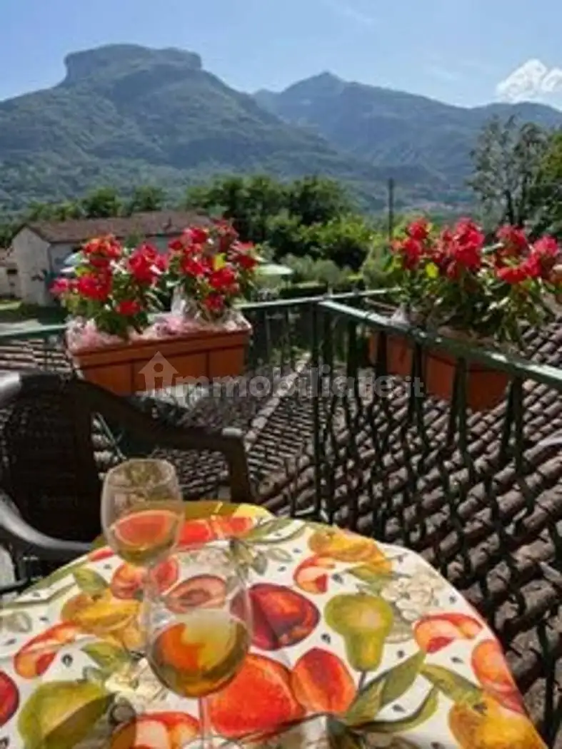 Villa in vendita a Barga