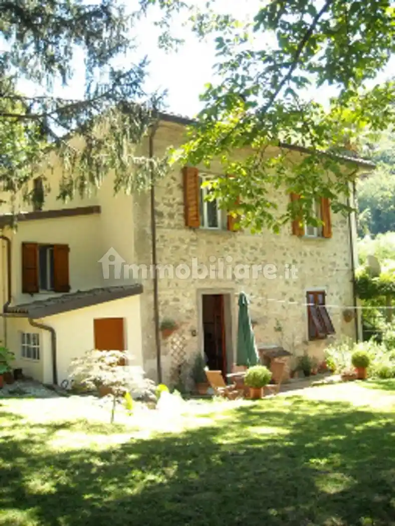 Villa in vendita a Bagni di Lucca