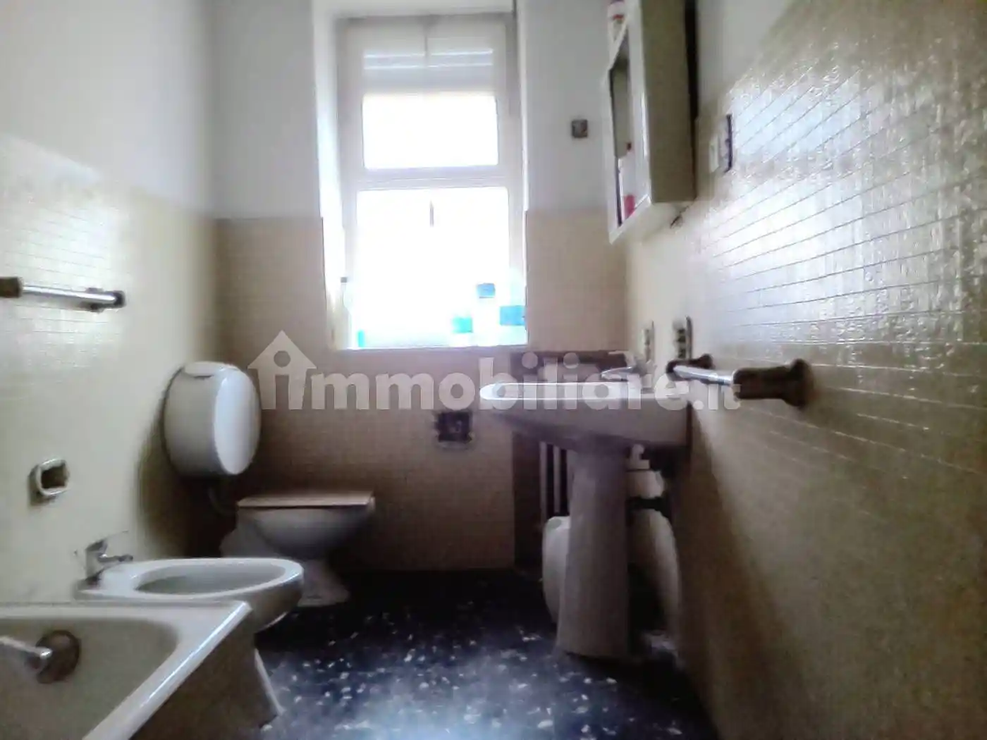 Quadrilocale via Francesco Battiato, Villa Bellini - Santa Maria di Gesù, Catania - foto 5