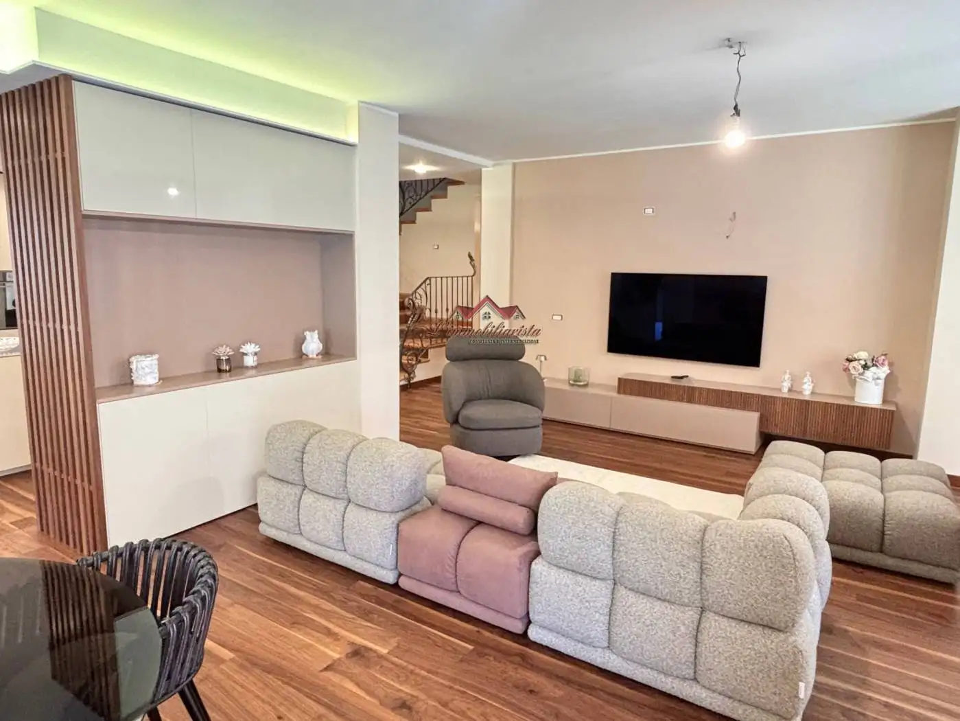 Villa bifamiliare, ottimo stato, 240 m², Casamassima - foto 5