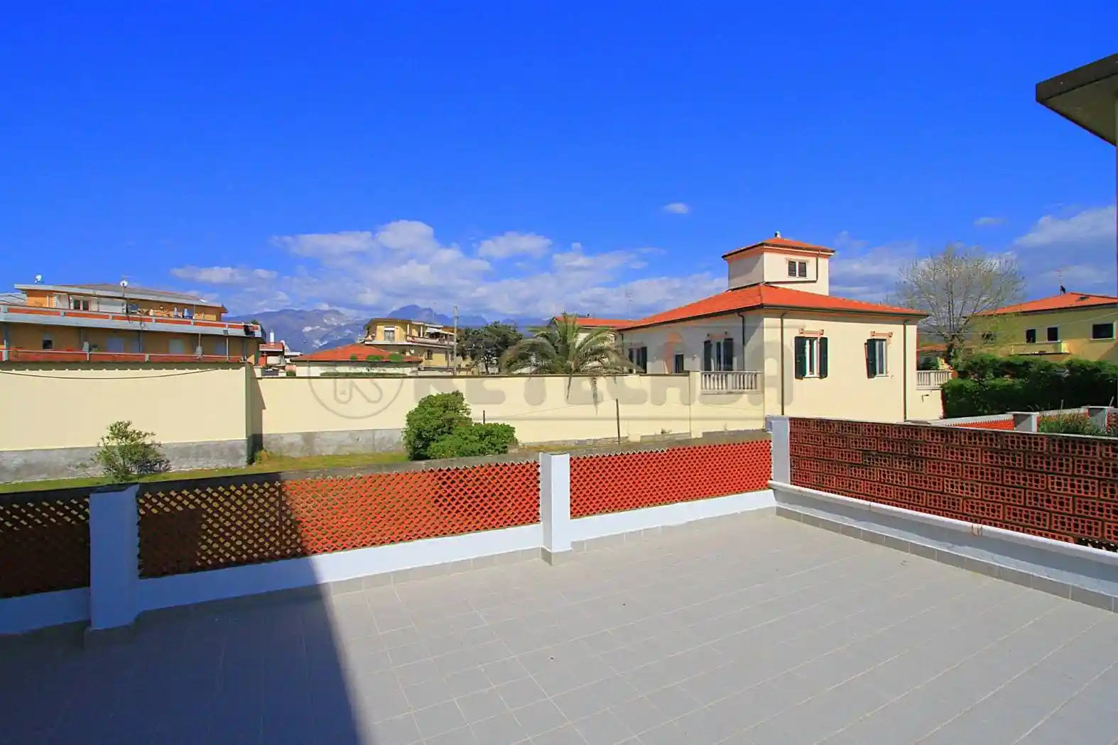 Appartamento in vendita a Carrara