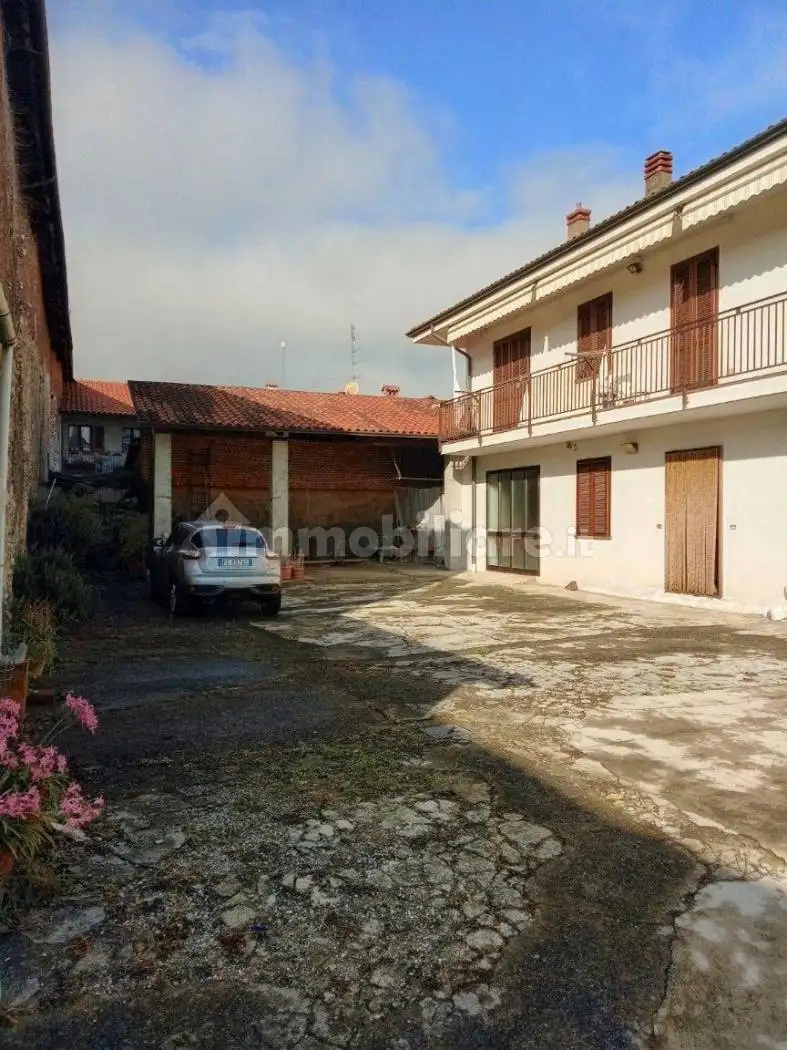 Terratetto unifamiliare via Teodoro Accio, Borgo d'Ale - foto 2