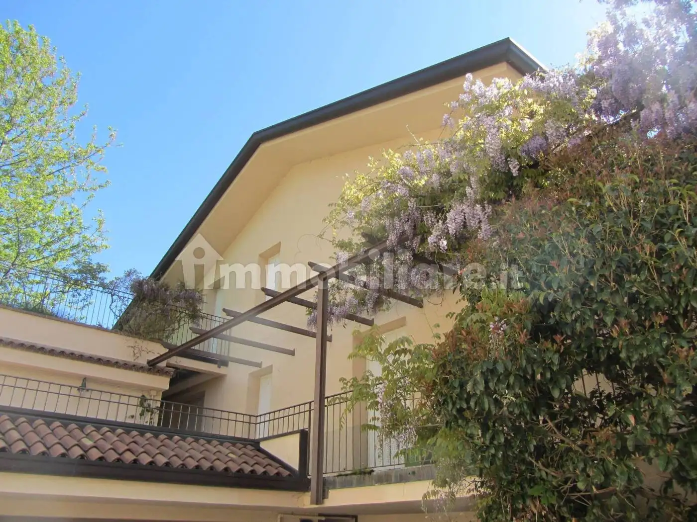 Villa in affitto a Varese