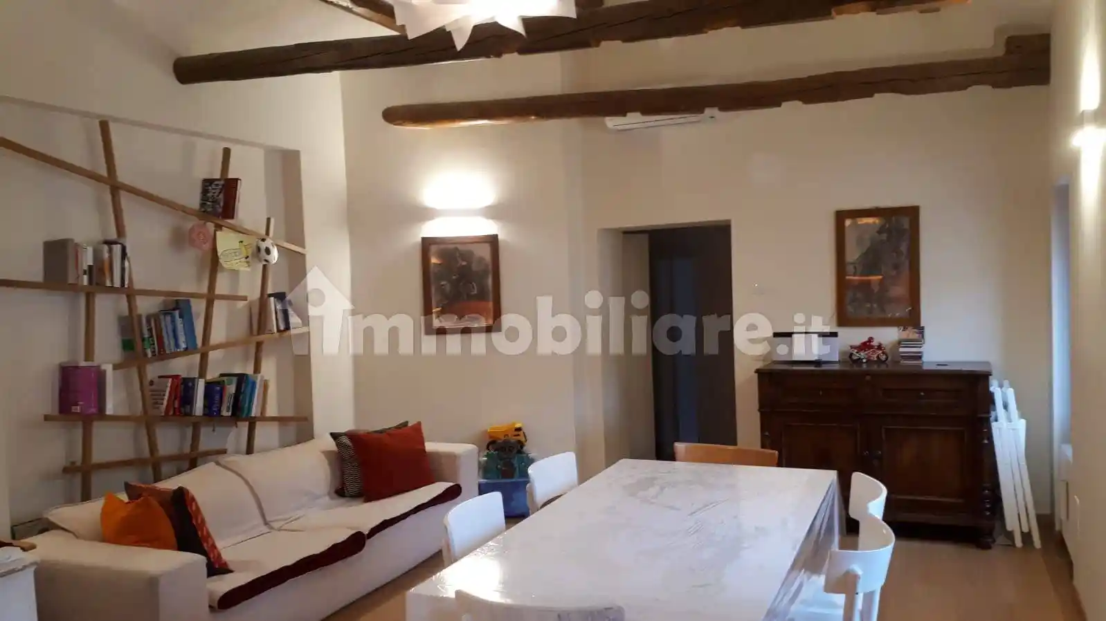 Appartamento via delle Fonti 29, Centro, Vittorio Veneto - foto 2