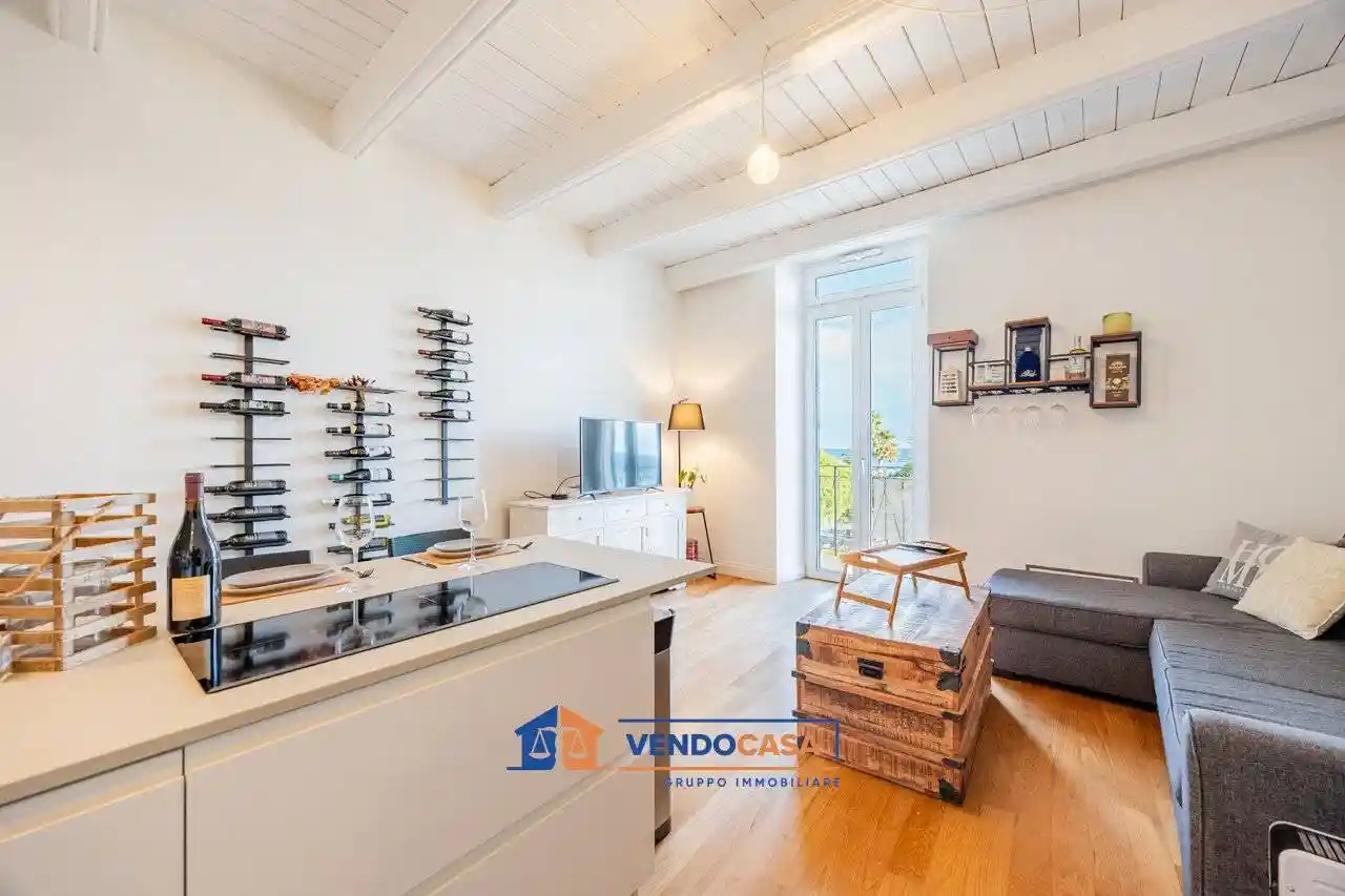 Trilocale corso Giuseppe Garibaldi 17, Centro, Diano Marina - foto 4