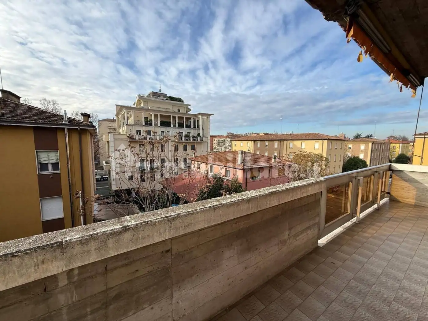 Appartamento in affitto a Modena