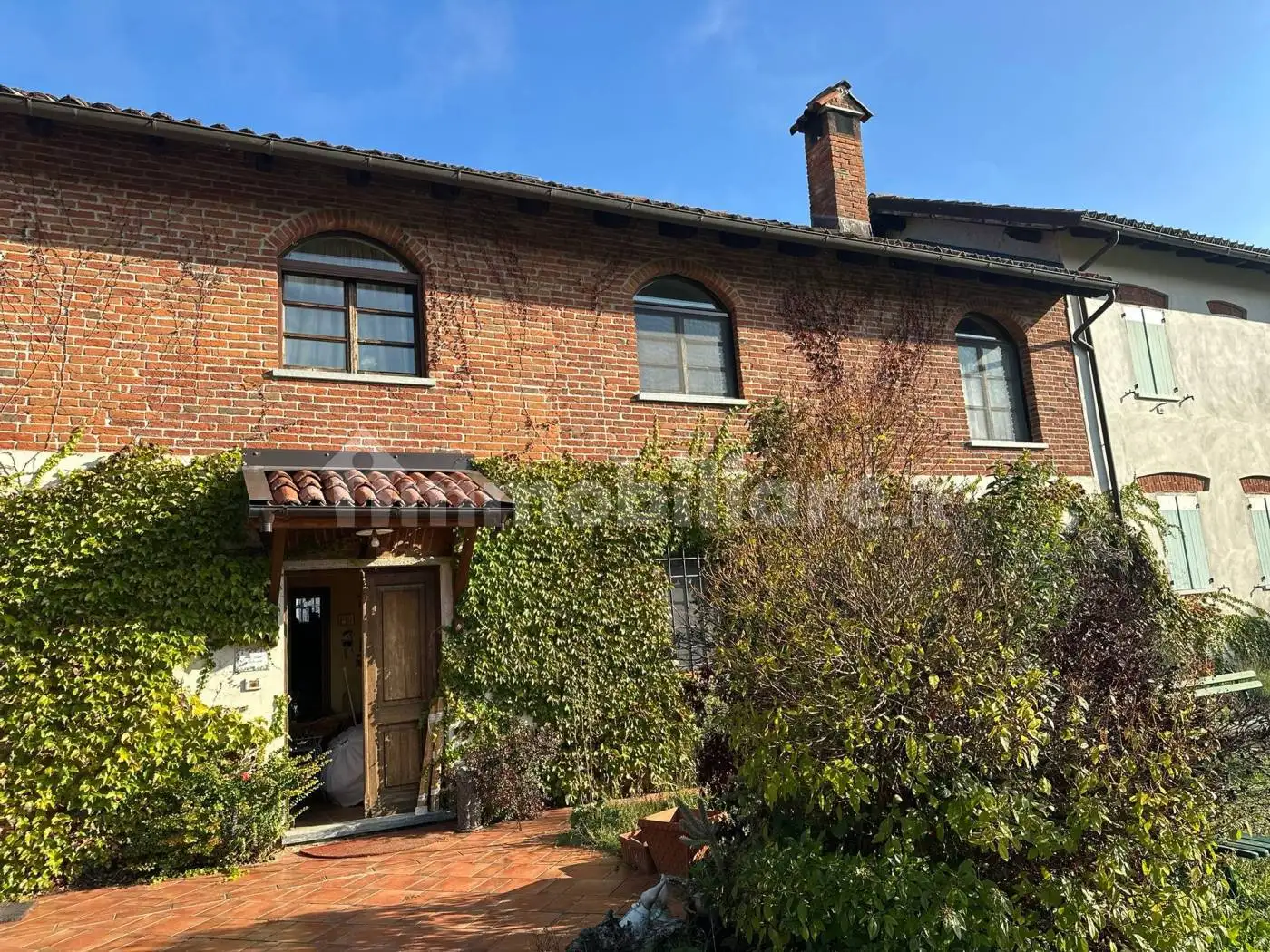 Villa in vendita a Morbello