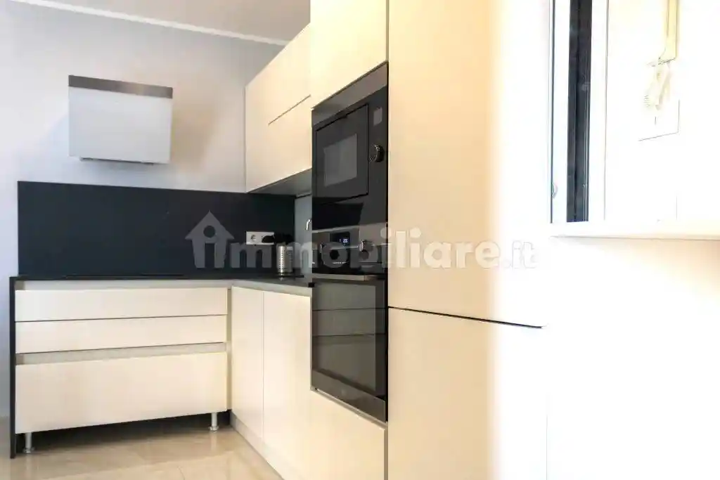 Trilocale corso Dante Alighieri 58, Centro, Alassio - foto 5