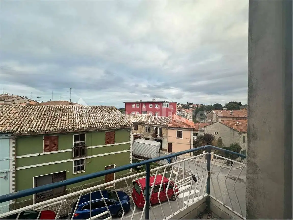 Appartamento via Cesare Battisti 19/G, Centro, Agugliano - foto 5