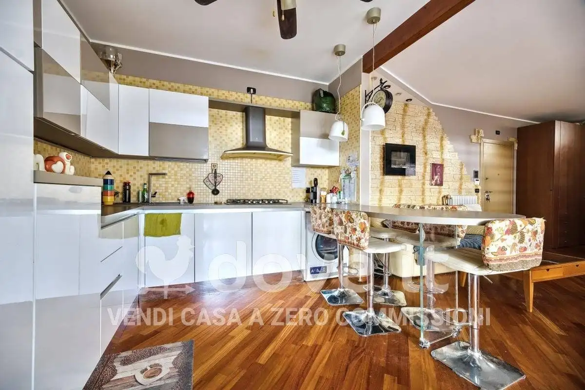 Quadrilocale via G. Falcone e la Sua Scorta 11, Bitritto - foto 4