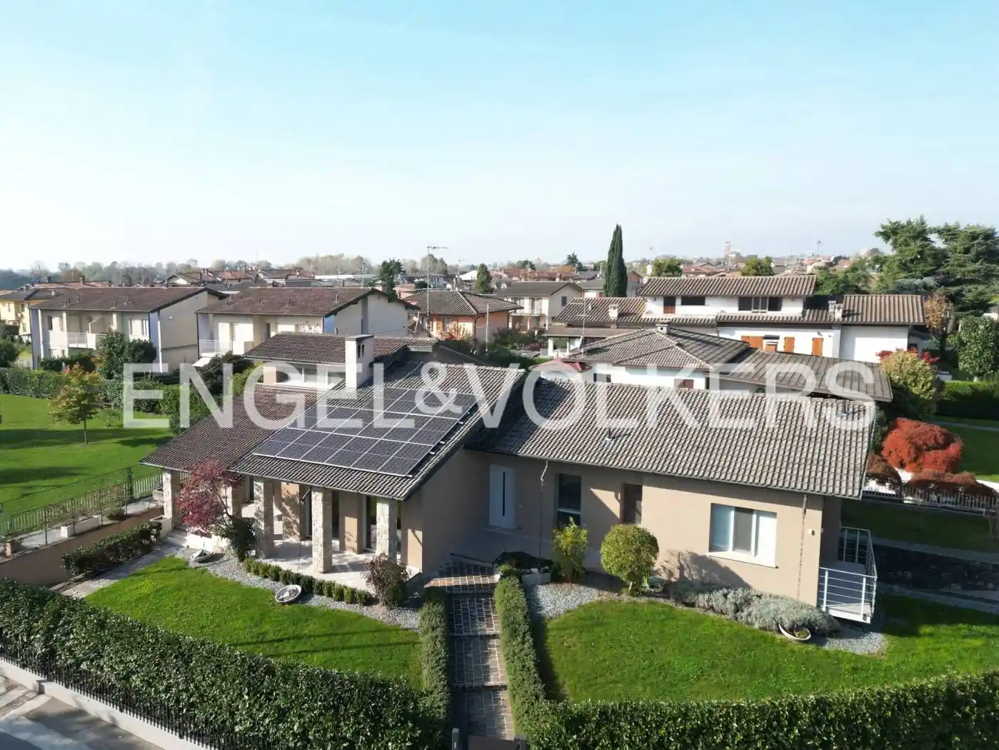 Villa unifamiliare via Santa Maria Crocifissa di Rosa, Centro, Capriano del Colle - foto 2