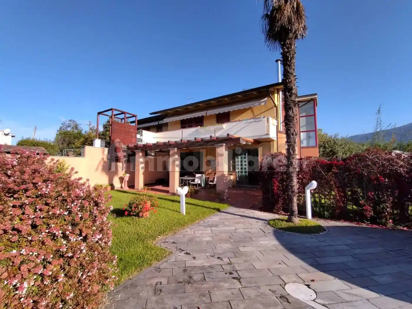 Villa in vendita a Massa