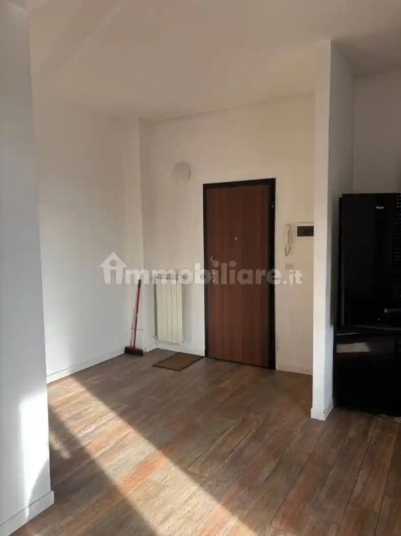 Bilocale viale Padre Gian Battista Aguggiari, Ippodromo - San Gallo, Varese - foto 5