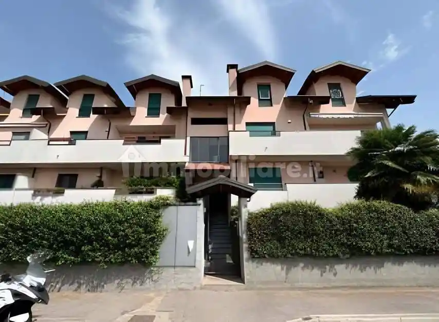 Appartamento in vendita a Bareggio