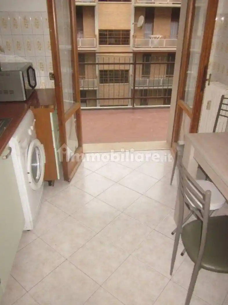 Trilocale buono stato, quarto piano, Centro, Perugia - foto 3