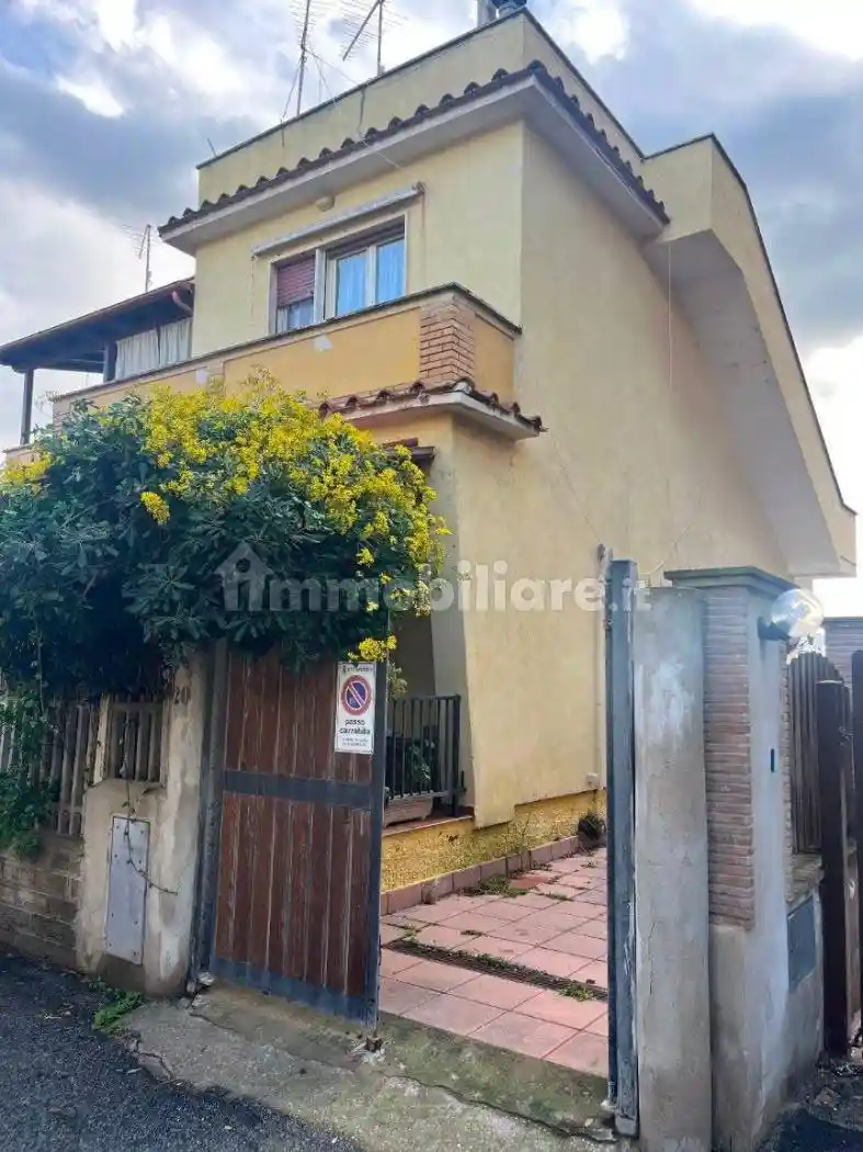 Appartamento in vendita a Fiumicino