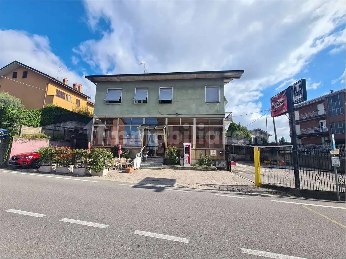 Terratetto unifamiliare via Garibaldi, 40, Centro, Casnate con Bernate - foto 4