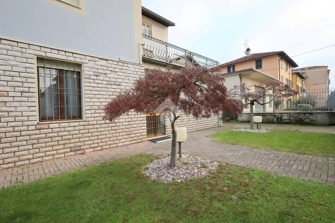 Appartamento in vendita a Borgosatollo