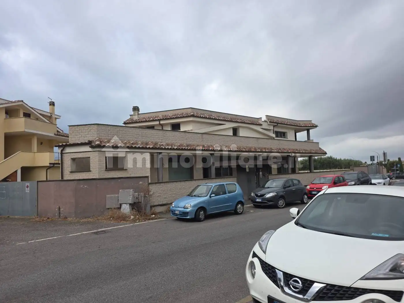 Palazzo - Edificio in vendita a Ladispoli