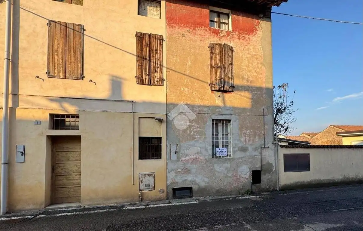 Casa indipendente in vendita a Cremosano