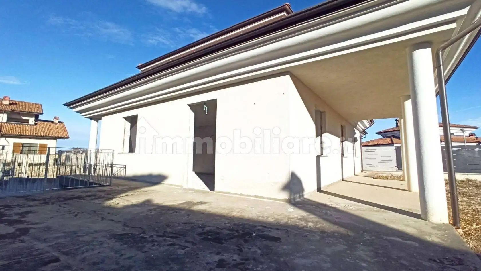 Villa unifamiliare via Giuseppe Garibaldi, Centro, Carrù - foto 4