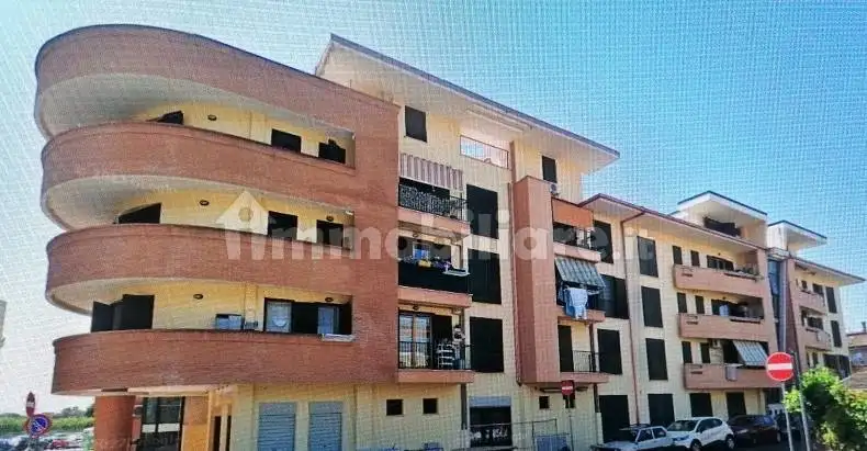 Appartamento in vendita a Guidonia Montecelio