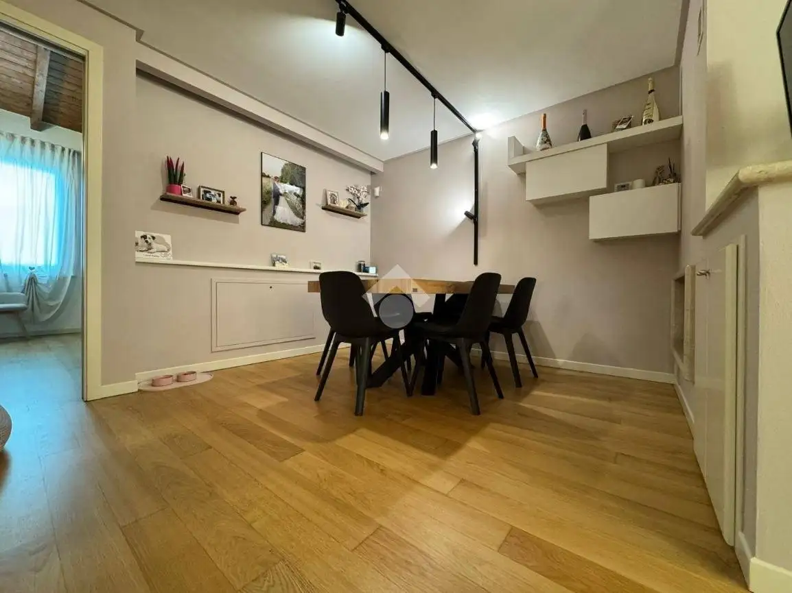 Terratetto unifamiliare via Ponte Fabbro 82, Centro, Cologne - foto 3