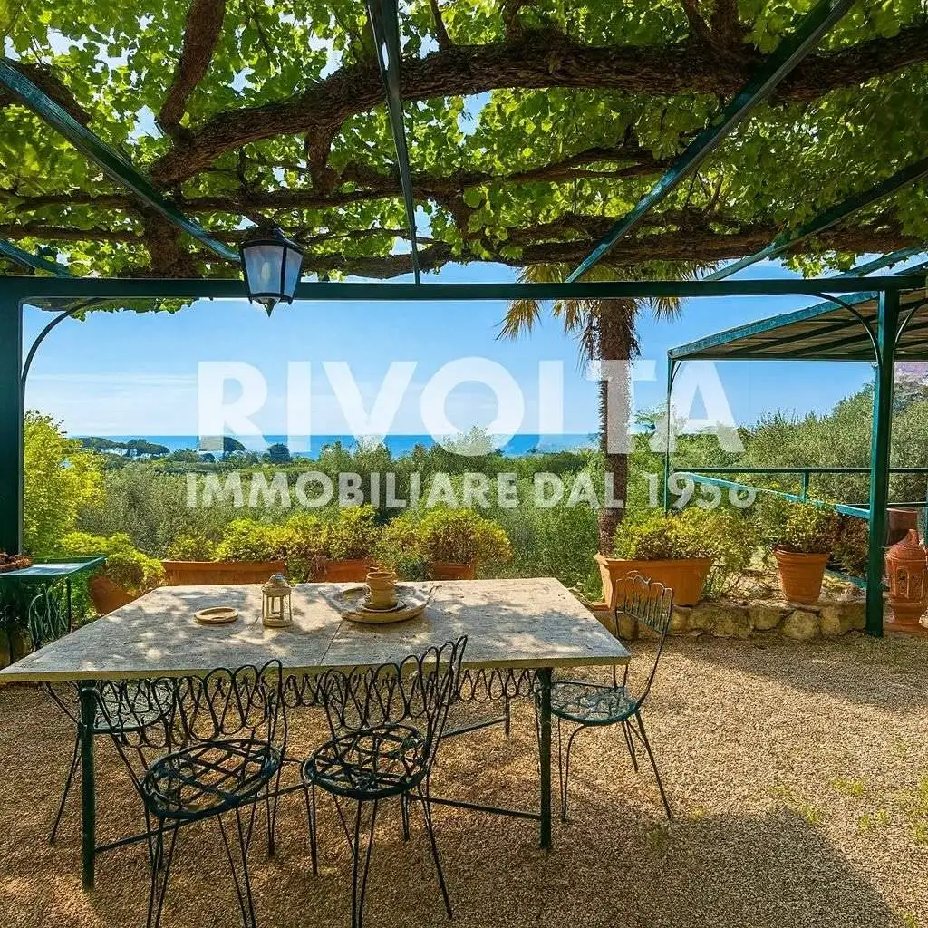 Villa in vendita a Sperlonga