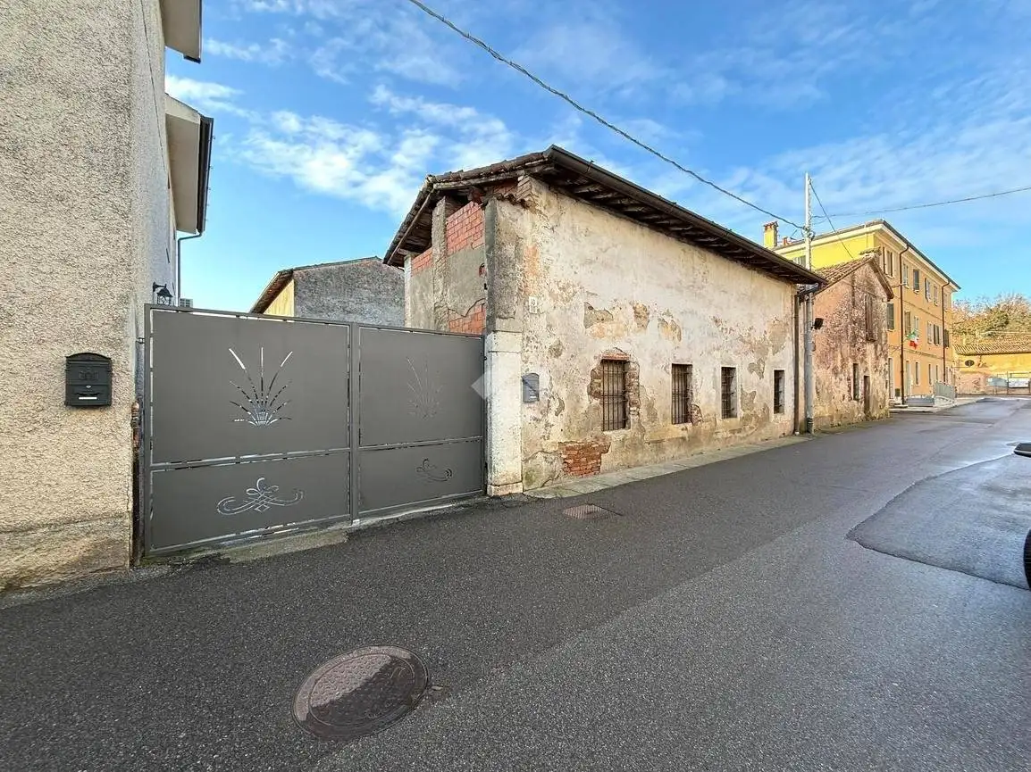 Rustico - Casale in vendita a Dello