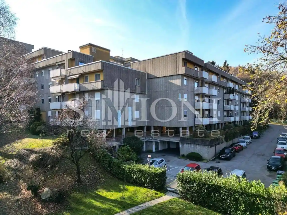 Trilocale buono stato, secondo piano, Montello, Varese - foto 2