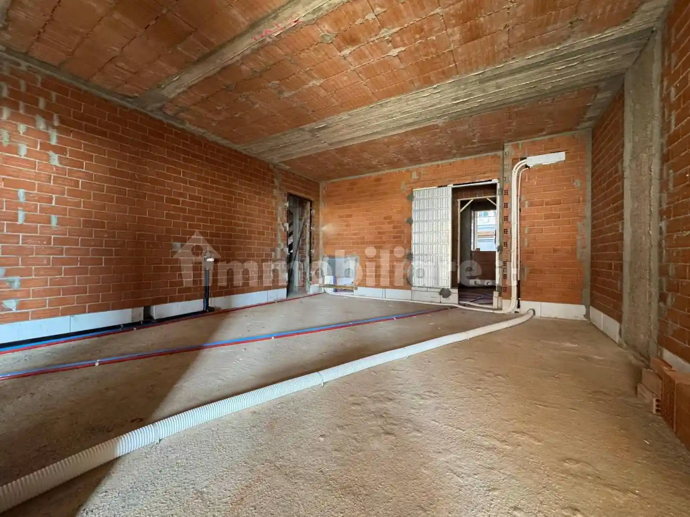 Appartamento nuovo, terzo piano, Druento - foto 2